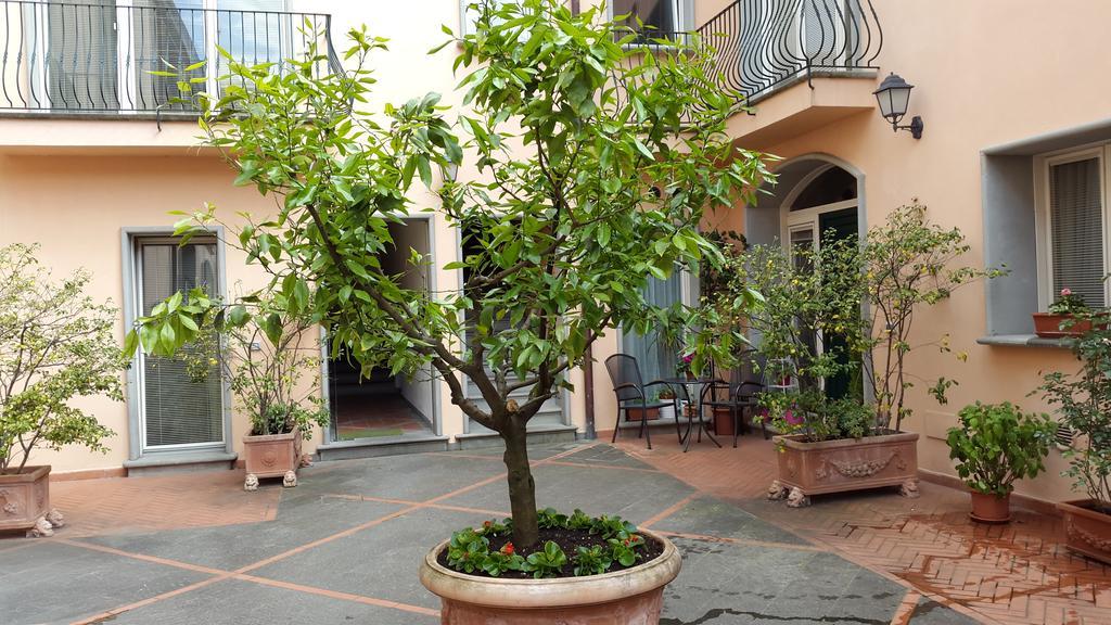 Palazzo Virginio Aparthotel Florença Exterior foto